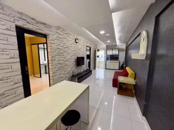 整套出租 • 欧南 • 99 Aljunied Crescent • S$3200 • 3房(2臥室) • 721ft² / 66m² 照片