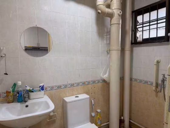单间出租 • 红山 • 620 Bukit Panjang Ring Road • S$600 • 4房(3臥室) • 普通房 照片
