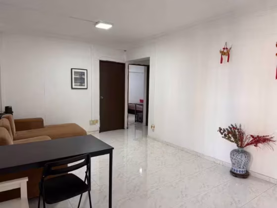 单间出租 • 红山 • 620 Bukit Panjang Ring Road • S$600 • 4房(3臥室) • 普通房 照片