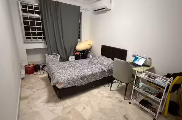 单间出租 • 武吉知马 • 669 Jalan Damai • S$1000 • 5房(4臥室) • 普通房