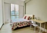 单间出租 • 市中心 •  Sin Ming Plaza • S$1450 • 住宅公寓 • 普通房