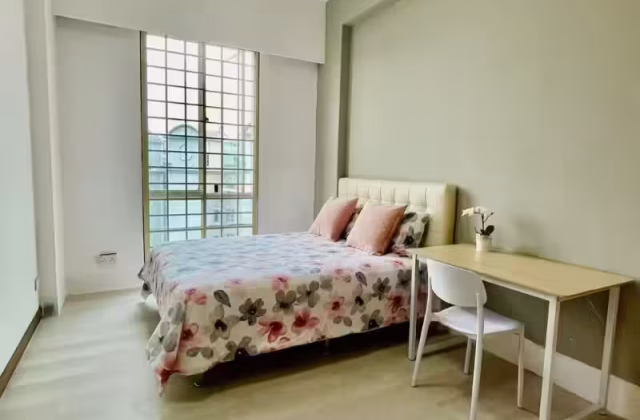 单间出租 • 市中心 •  Sin Ming Plaza • S$1450 • 住宅公寓 • 普通房