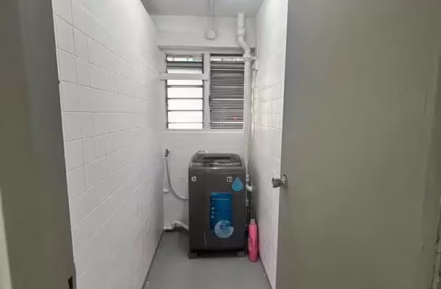 单间出租 • 加冷 •  King Georges Avenue • S$1 • 店屋 • 床位出租