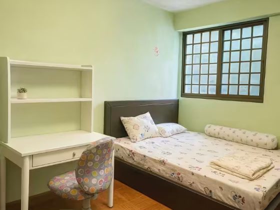房屋出售 • 金文泰 • 86 Redhill Close • S$350000 • 3房(2臥室) • 635ft² / 58m² 照片