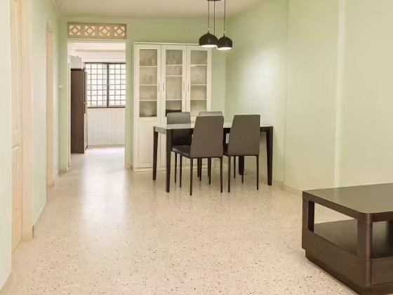 房屋出售 • 金文泰 • 86 Redhill Close • S$350000 • 3房(2臥室) • 635ft² / 58m² 照片