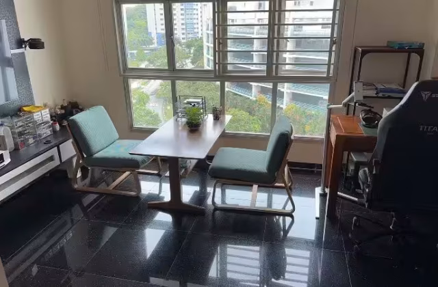 单间出租 • 红山 • 633B Senja Road • S$800 • 4房(3臥室) • 普通房