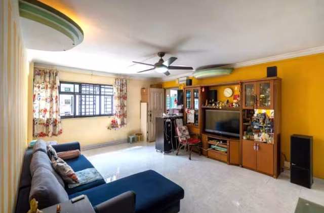 房屋出售 • 武吉知马 • 43 Chai Chee Street • S$550000 • 3房(2臥室) • 990ft² / 91m²