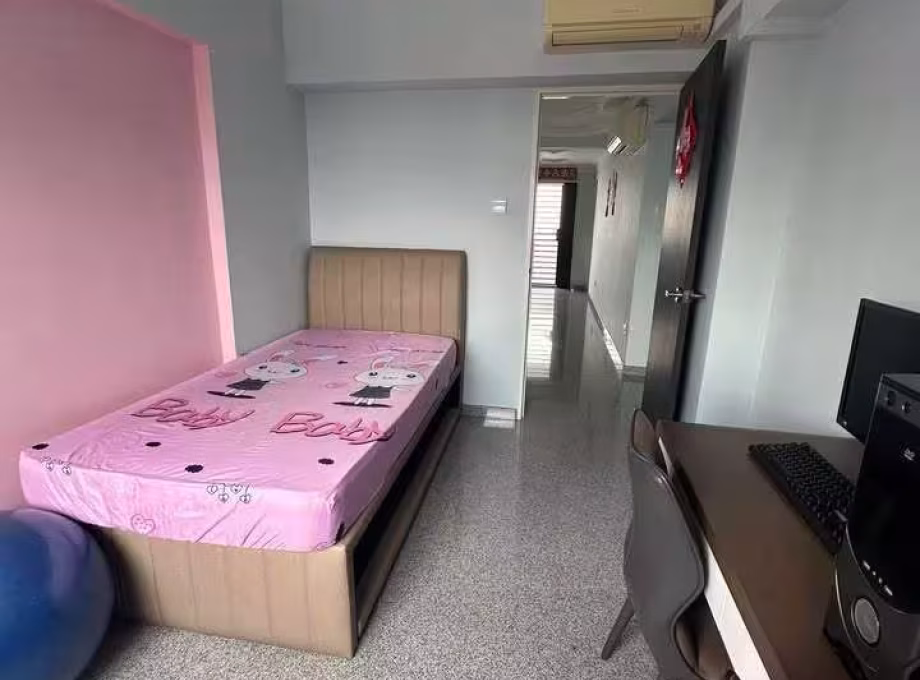 单间出租 • 碧山 • 307B Anchorvale Road • S$1200 • 3房(2臥室) • 普通房 照片