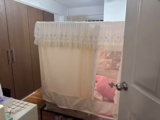 单间出租 • 蔡厝港 • 21 Queen's Close • S$600 • 4房(3臥室) • 床位出租 照片