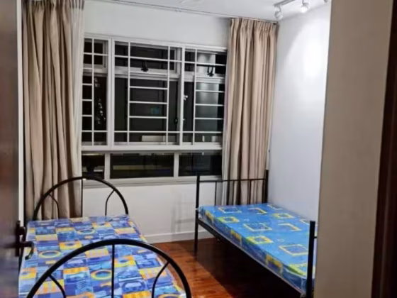 单间出租 • 碧山 • 275A Compassvale Link • S$500 • 3房(2臥室) • 床位出租 照片