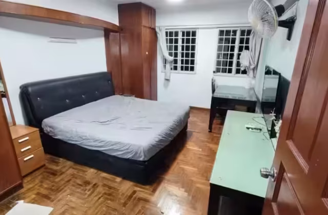 单间出租 • 西部集水区 •  Melville Park • S$1500 • 住宅公寓 • 主人房