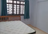 单间出租 • 芽笼 • 684C Choa Chu Kang Crescent • S$850 • 5房(4臥室) • 普通房