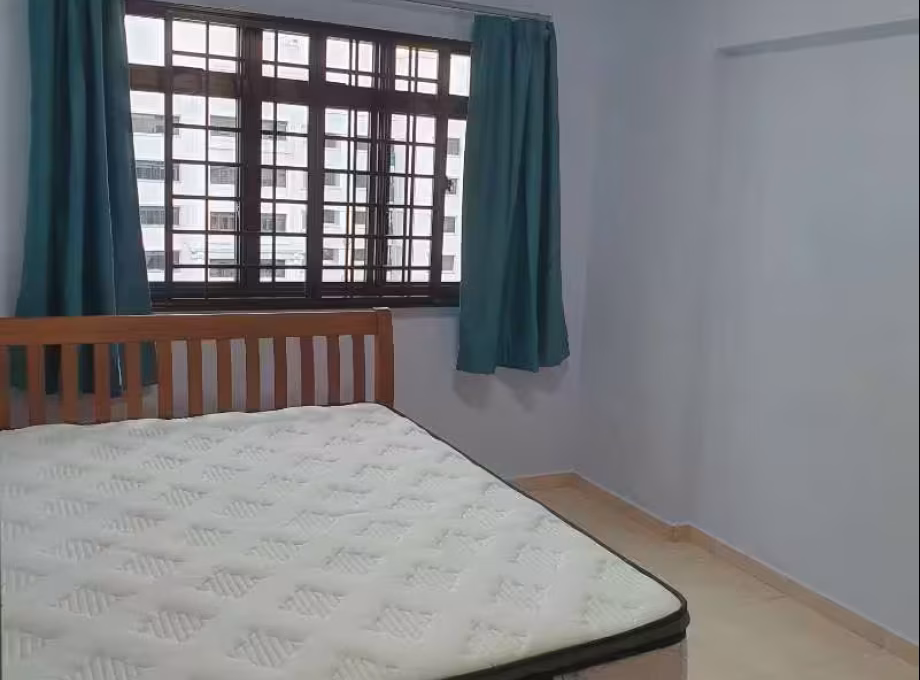 单间出租 • 芽笼 • 684C Choa Chu Kang Crescent • S$850 • 5房(4臥室) • 普通房 照片