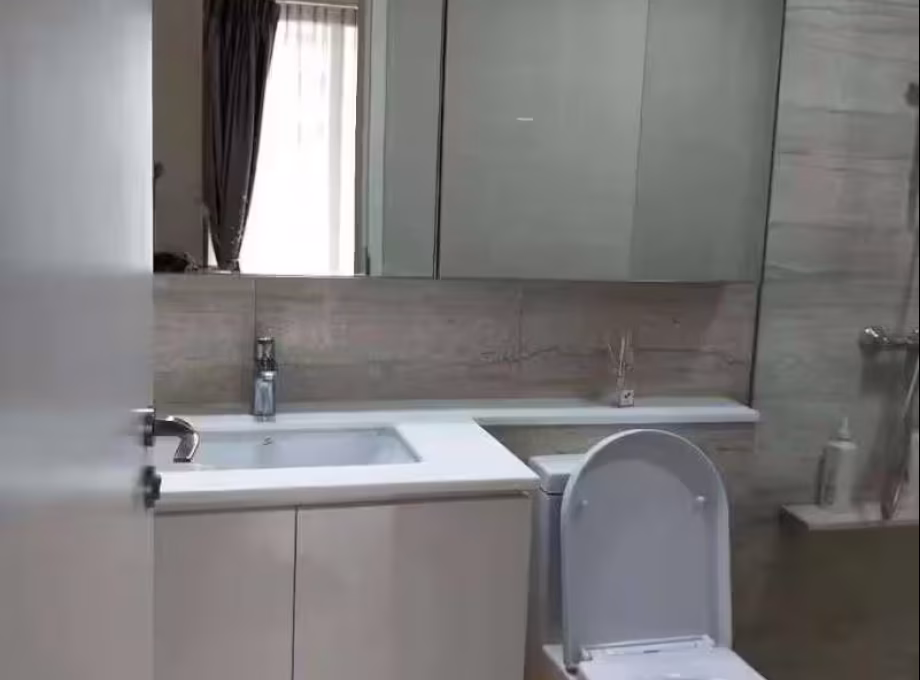 单间出租 • 武吉知马 •  Bedok Residences • S$2300 • 住宅公寓 • 主人房 照片