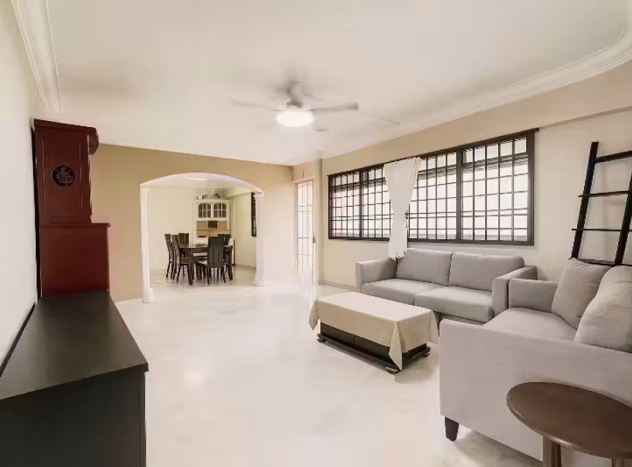 房屋出售 • 三巴旺 • 363 Woodlands Avenue 5 • S$638000 • 3房(2臥室) • 1130ft² / 104m² 照片
