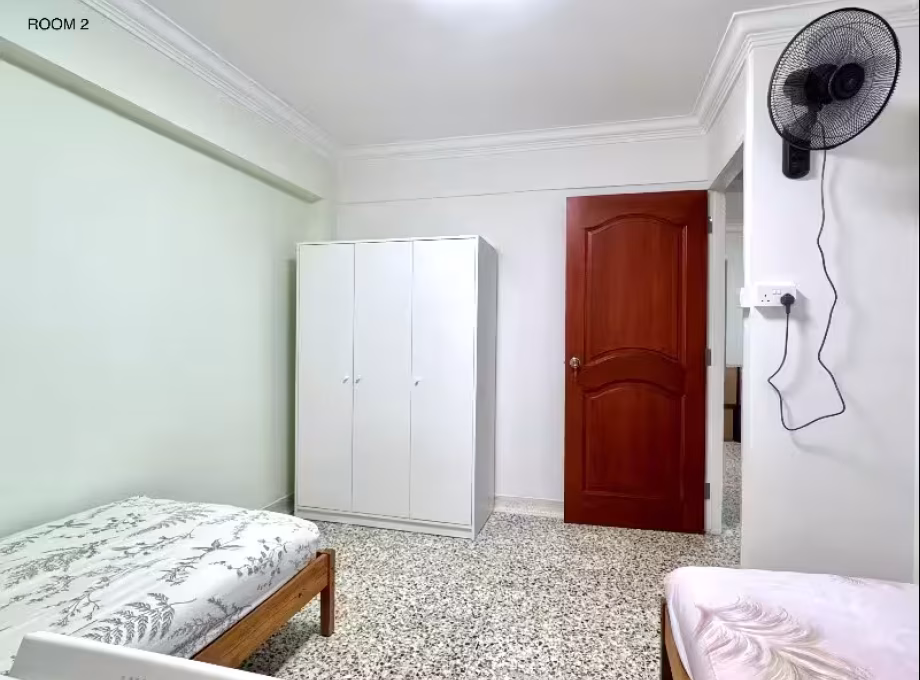 单间出租 • 后港 • 21 Hougang Avenue 3 • S$900 • 4房(3臥室) • 普通房 照片