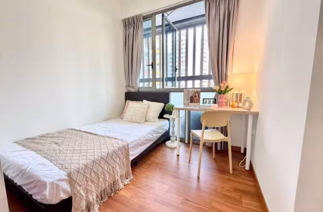 单间出租 • 欧南 •  Tre Residences • S$1700 • 共管公寓 • 普通房