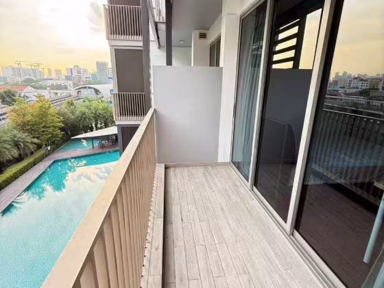 单间出租 • 欧南 •  Tre Residences • S$1700 • 共管公寓 • 普通房 照片