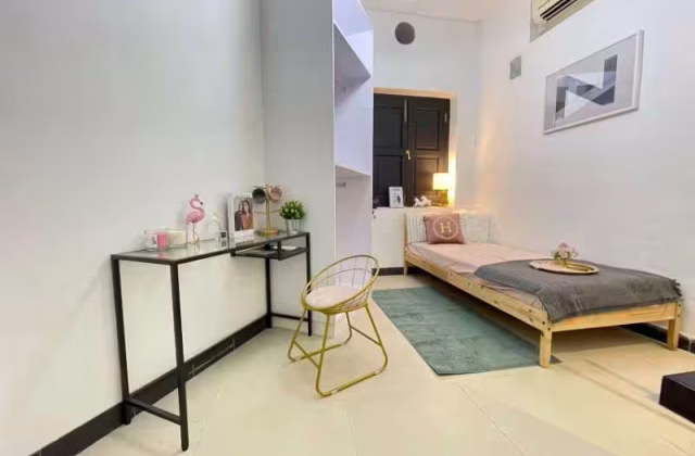 单间出租 • 南部群岛 • NIVEN ROAD (228382) • S$1900 • 联排排屋 • 主人房