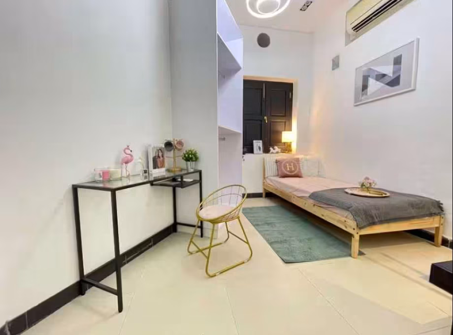 单间出租 • 南部群岛 • NIVEN ROAD (228382) • S$1900 • 联排排屋 • 主人房 照片