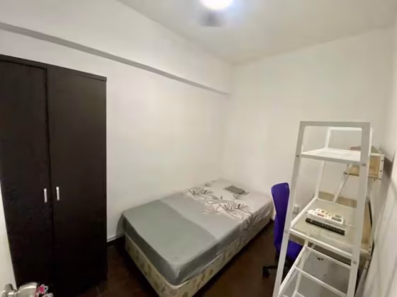 单间出租 • 马林百列 •  Braddell View • S$1000 • 住宅公寓 • 普通房 照片