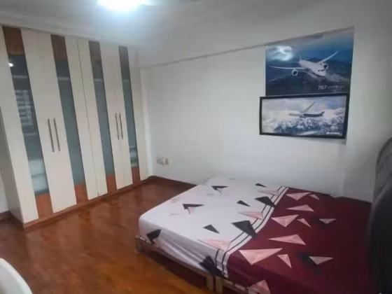 单间出租 • 马林百列 •  Braddell View • S$1250 • 住宅公寓 • 主人房 照片