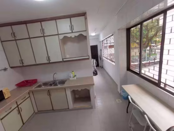 单间出租 • 纽顿 •  Kim Keat House • S$1300 • 住宅公寓 • 普通房 照片
