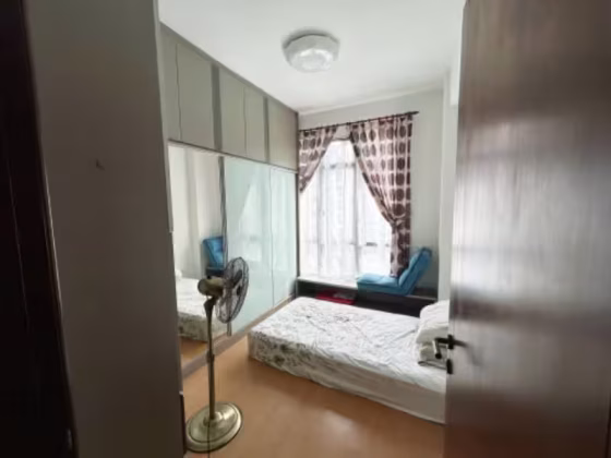 单间出租 • 诺维娜 •  Signature Park • S$1000 • 住宅公寓 • 普通房 照片