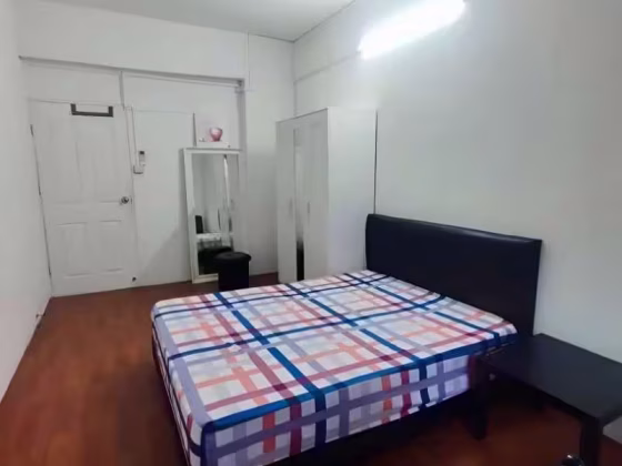 单间出租 • 金文泰 •  Outram Road • S$1200 • 住宅公寓 • 普通房 照片