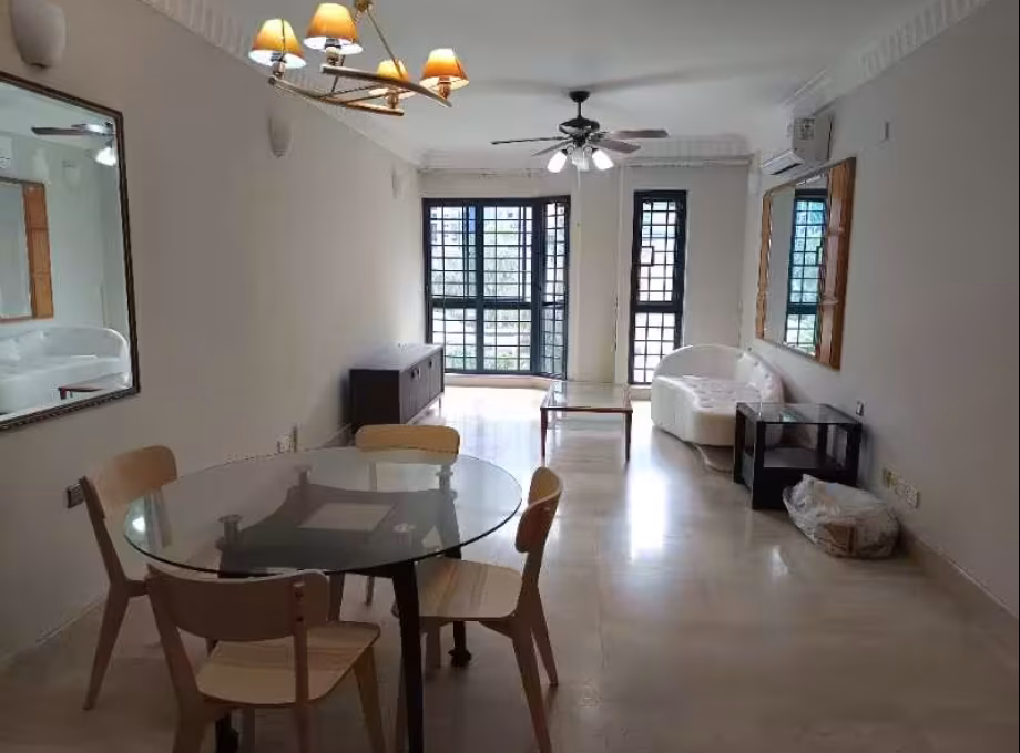 整套出租 • 武吉班让 •  Westcove Condo • S$5300 • 共管公寓 • 1206ft² / 112m² 照片
