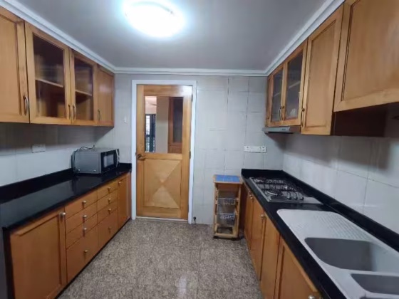 整套出租 • 武吉班让 •  Westcove Condo • S$5300 • 共管公寓 • 1206ft² / 112m² 照片