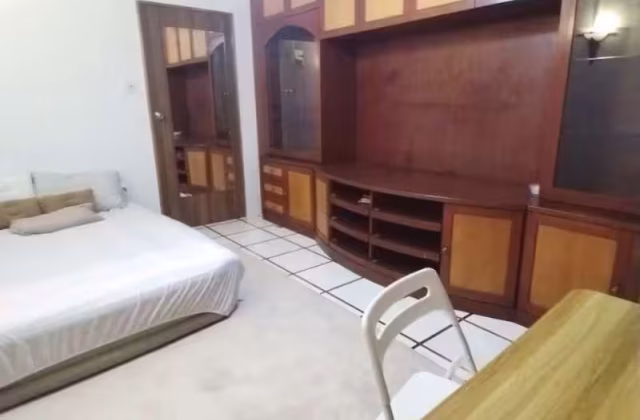 单间出租 • 后港 • 356C Admiralty Drive • S$1200 • 执行组屋 • 普通房