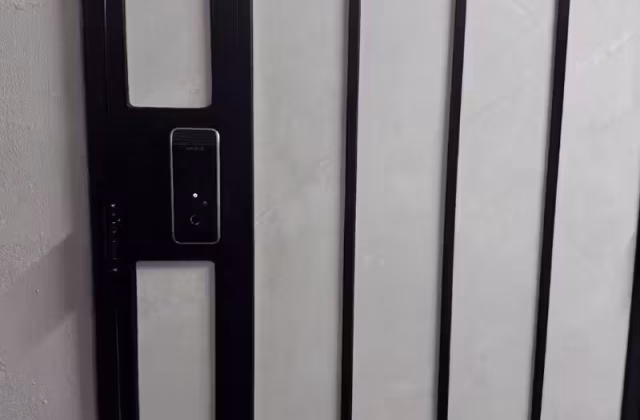 整套出租 • 马林百列 • 9 Lorong 7 Toa Payoh • S$3300 • 3房(2臥室) • 660ft² / 61m²