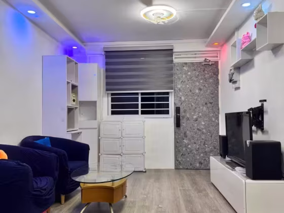 整套出租 • 马林百列 • 9 Lorong 7 Toa Payoh • S$3300 • 3房(2臥室) • 660ft² / 61m² 照片