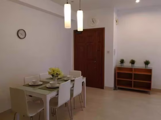 整套出租 • 勿洛 •  Claremont • S$5400 • 住宅公寓 • 990ft² / 91m² 照片