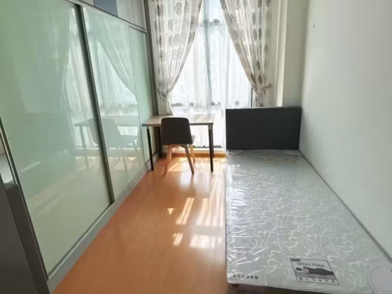 单间出租 • 诺维娜 •  Signature Park • S$1100 • 住宅公寓 • 普通房 照片