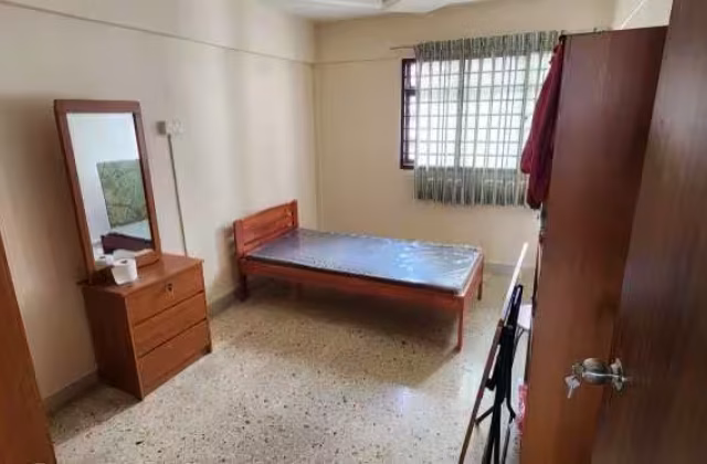单间出租 • 乌节 • 131 Ang Mo Kio Avenue 3 • S$800 • 3房(2臥室) • 普通房