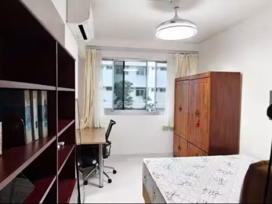 单间出租 • 芽笼 • 215 Choa Chu Kang Central • S$900 • 3房(2臥室) • 普通房 照片