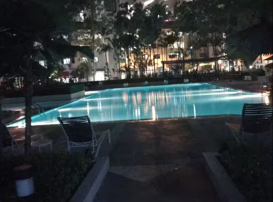 单间出租 • 新加坡河 •  Evergreen Park • S$1300 • 住宅公寓 • 主人房 照片