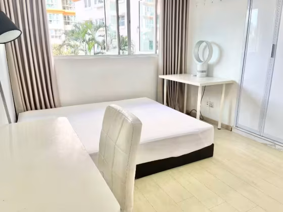 单间出租 • 新加坡河 •  Evergreen Park • S$1300 • 住宅公寓 • 主人房 照片