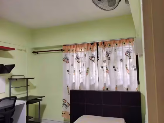 单间出租 • 宏茂桥 • 215 Ang Mo Kio Avenue 1 • S$800 • 4房(3臥室) • 普通房 照片