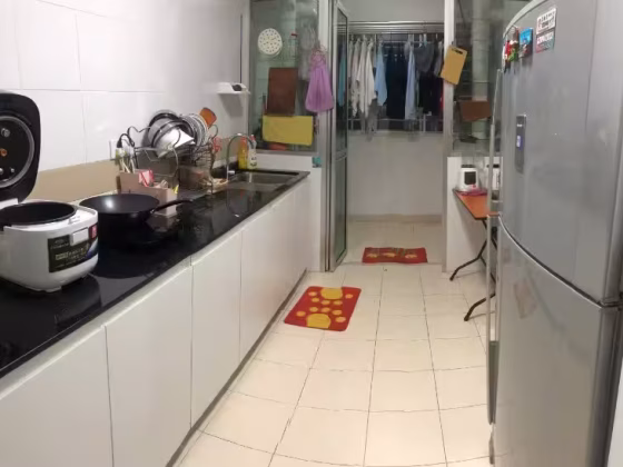 单间出租 • 梧槽 • 432B Yishun Avenue 1 • S$600 • 5房(4臥室) • 普通房 照片