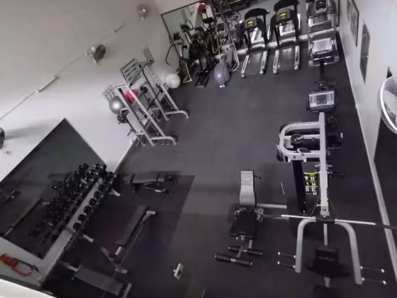 单间出租 • 纽顿 •  Ava Towers • S$1900 • 住宅公寓 • 主人房 照片