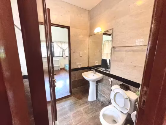 单间出租 • 勿洛 • TEO KIM ENG ROAD (416394) • S$2000 • 独栋别墅 • 主人房 照片