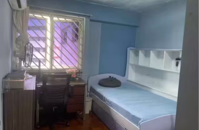 单间出租 • 红山 • 27 Telok Blangah Way • S$800 • 4房(3臥室) • 普通房