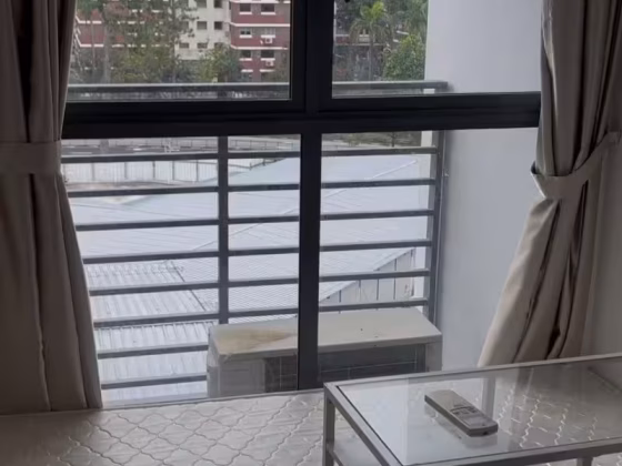 单间出租 • 新加坡河 •  Midtown Residences • S$1100 • 4房(3臥室) • 普通房 照片