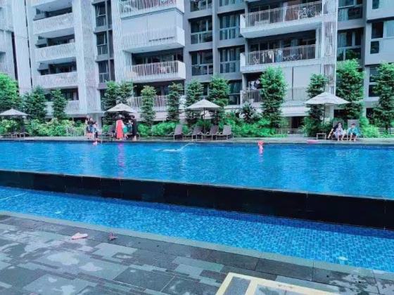 单间出租 • 林厝港 •  The Lakefront Residences • S$1600 • 共管公寓 • 佣人房 照片