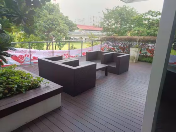 单间出租 • 林厝港 •  The Lakefront Residences • S$1600 • 共管公寓 • 佣人房 照片