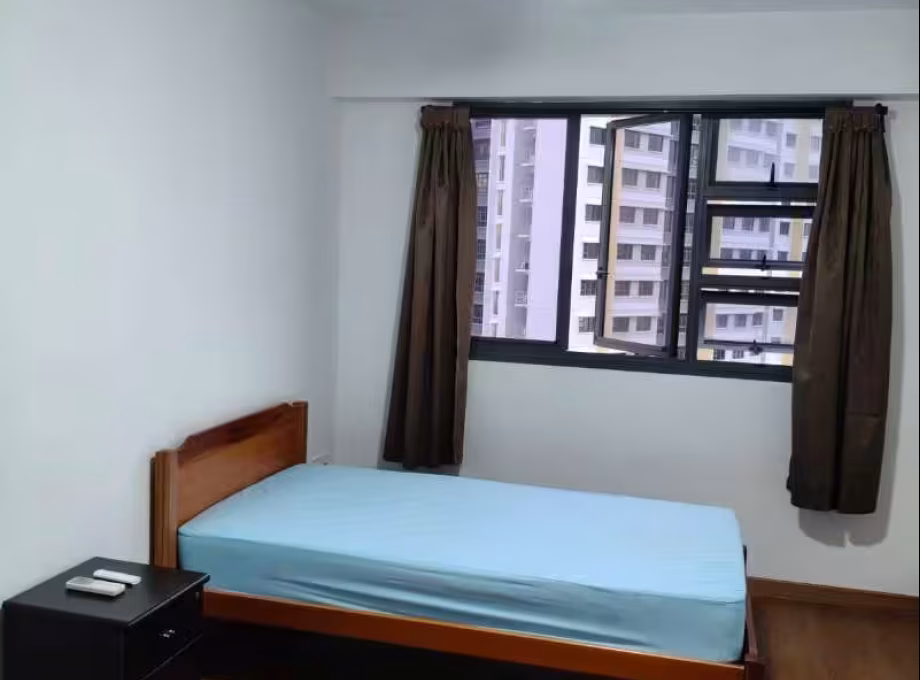 单间出租 • 武吉班让 • 464B Clementi Avenue 1 • S$1400 • 3房(2臥室) • 主人房 照片