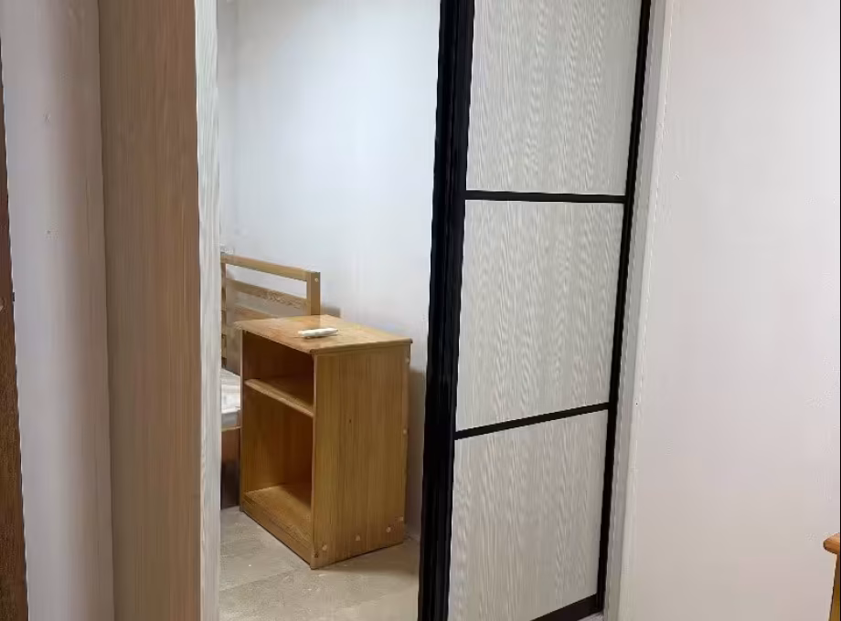 单间出租 • 碧山 • 192B Rivervale Drive • S$600 • 5房(4臥室) • 普通房 照片